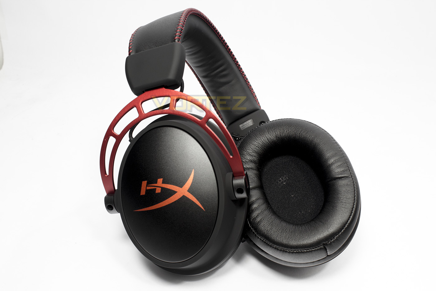 Hyperx cloud alpha 2025 bass