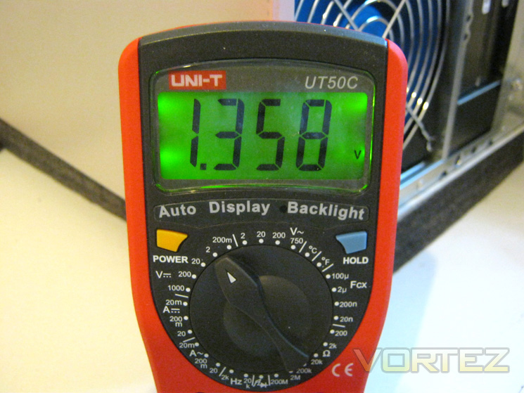 gigabyte_x58a-oc_vcore load.jpg