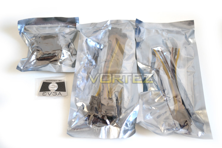 evga-gtx680-superclocked-cables.jpg