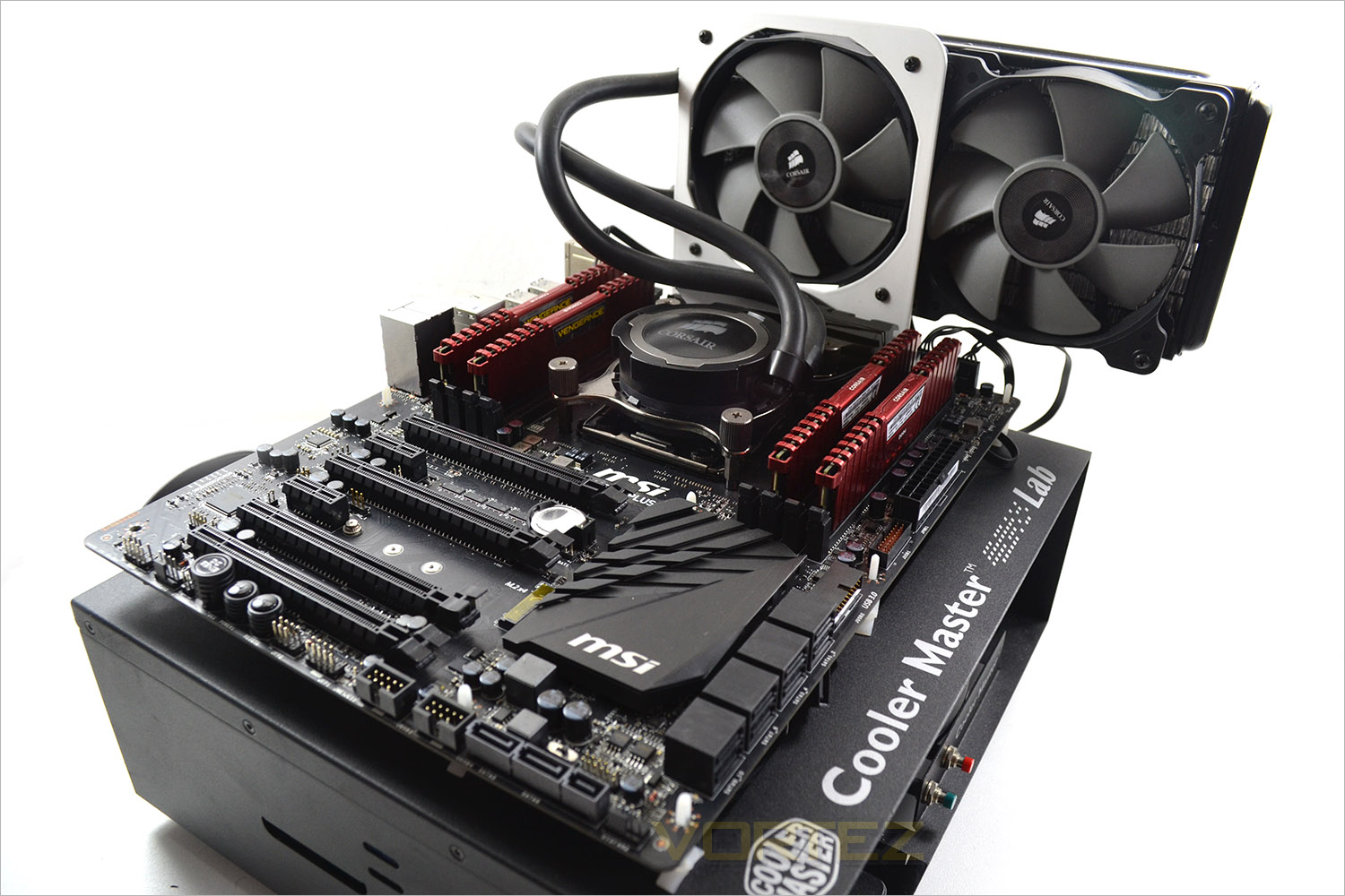 gigabyte-x99-gaming-5p-testsetup.jpg