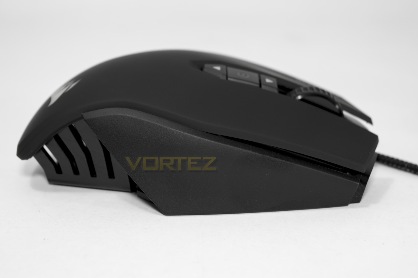 corsair m65  pro rgb offside.jpg