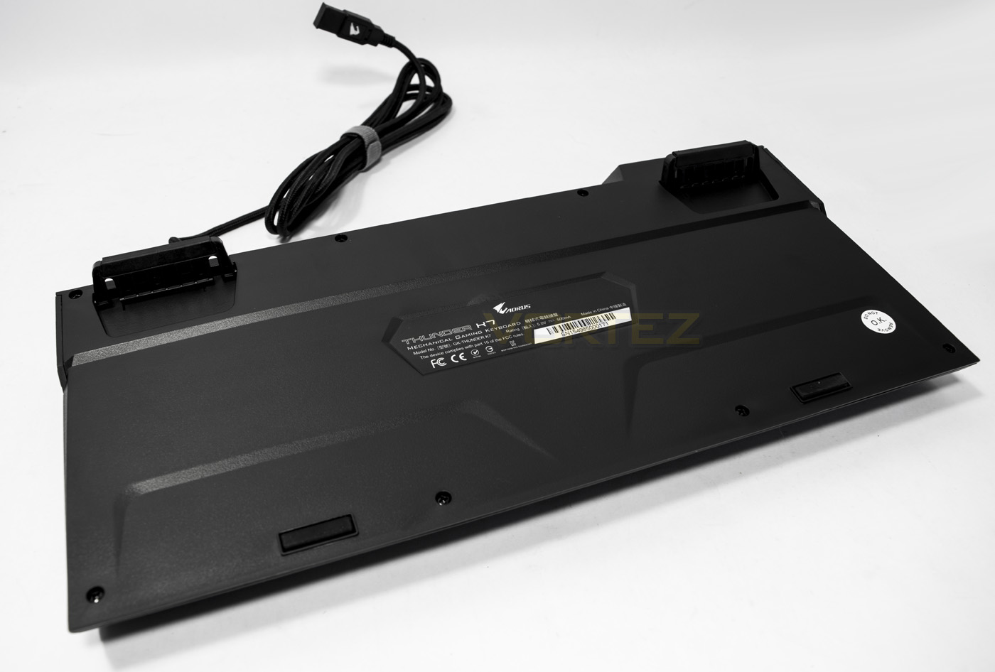 aorus thunder k7 80% underside.jpg