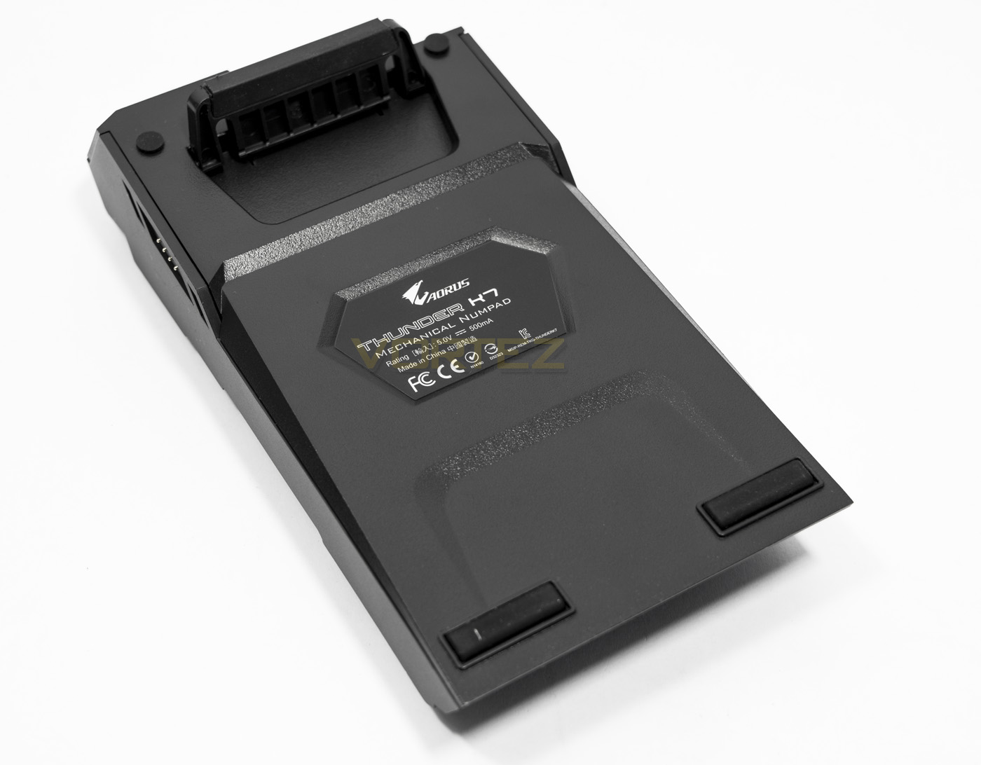 aorus thunder k7 20% underside.jpg