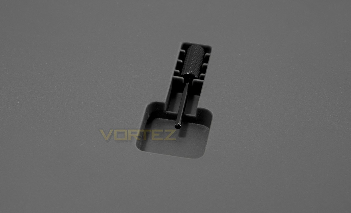 corsair lapdog screwdriver.jpg