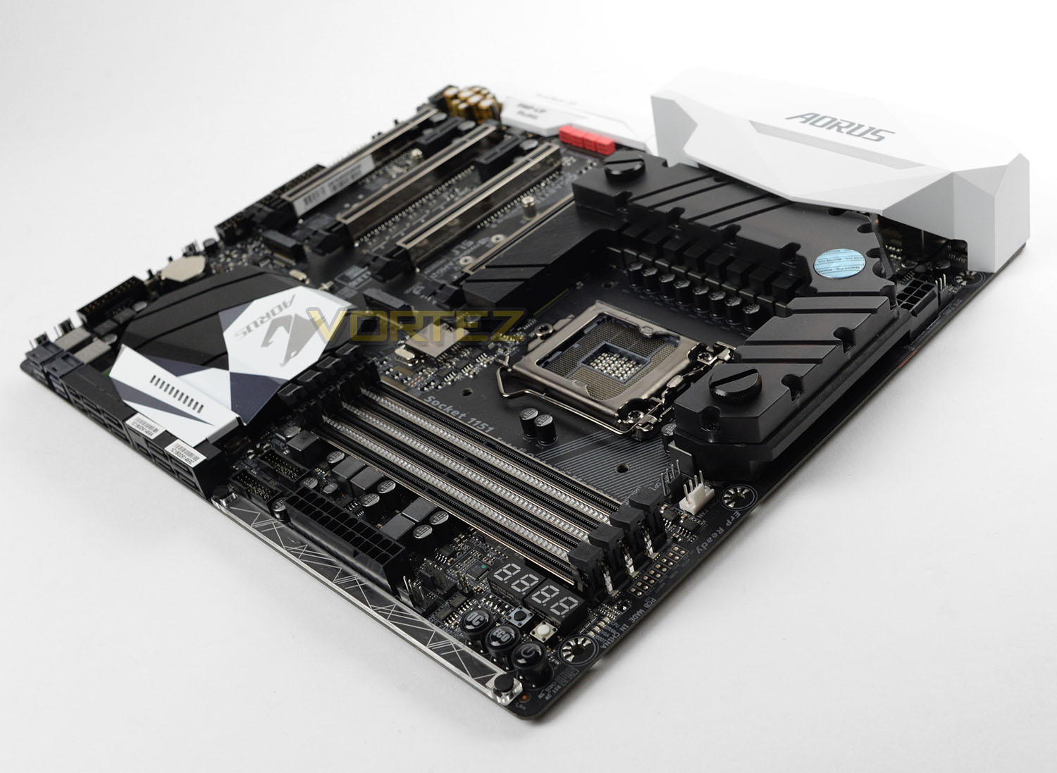 gigabyte aorus z270x-gaming 9 review - intro_1.jpg