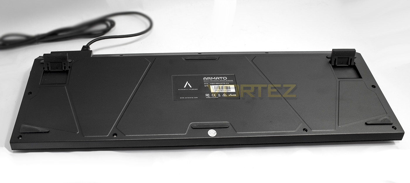 azio armato underside.jpg
