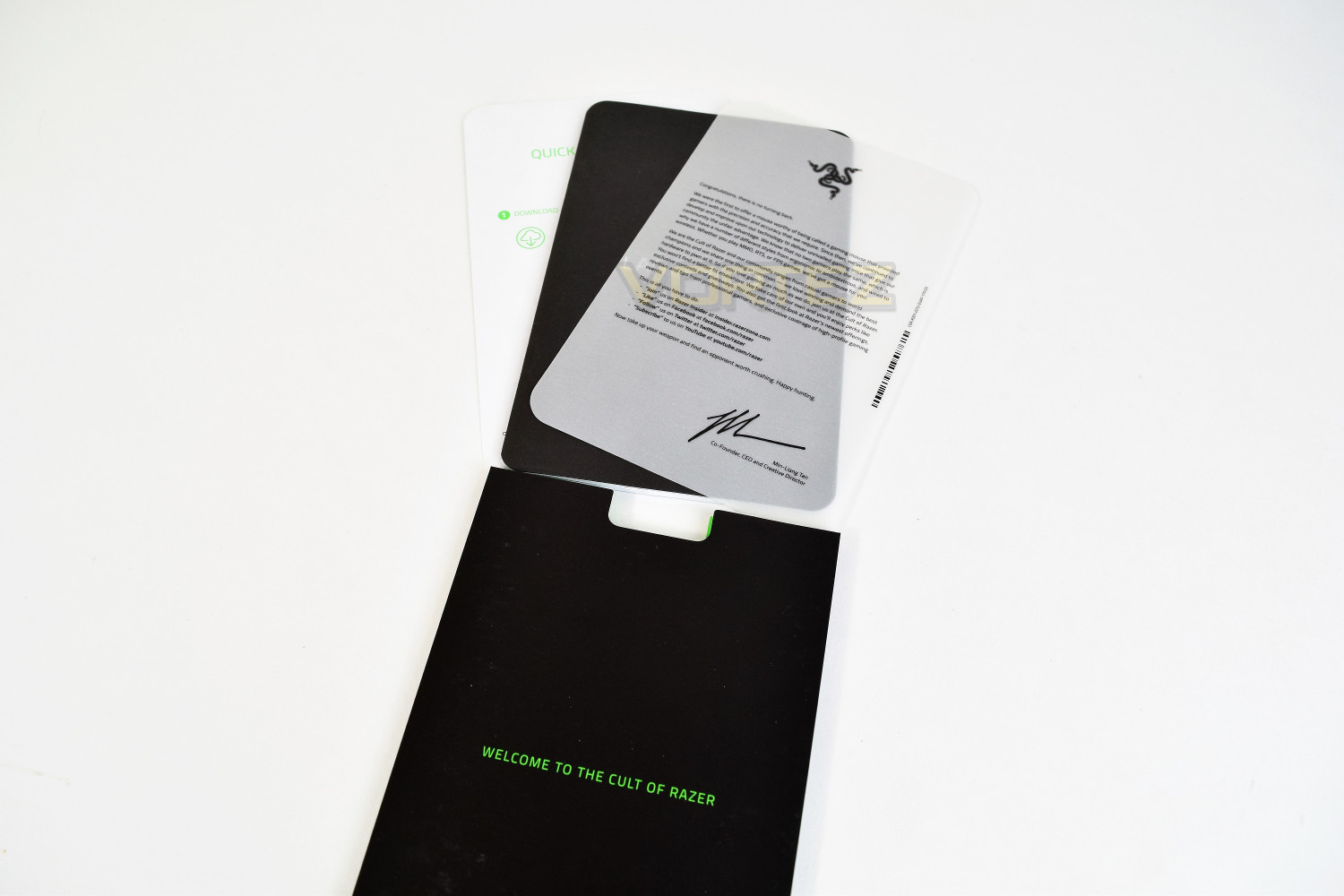 razer_lancehead_included_extras.jpg