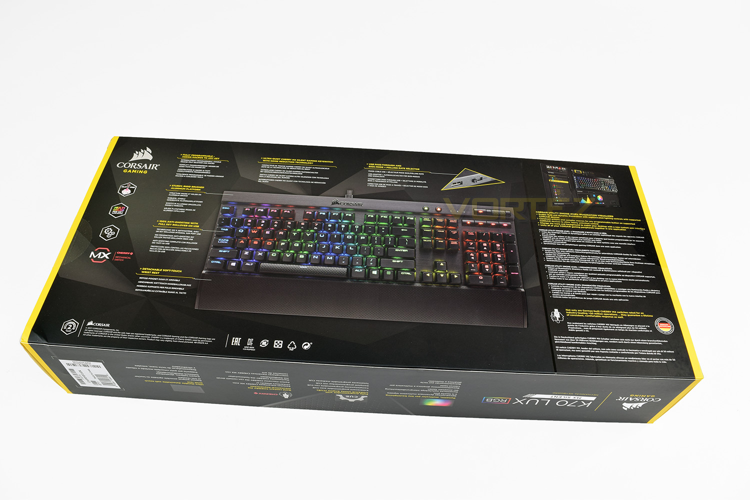 corsair_k70_lux_rgb_rear_box.jpg