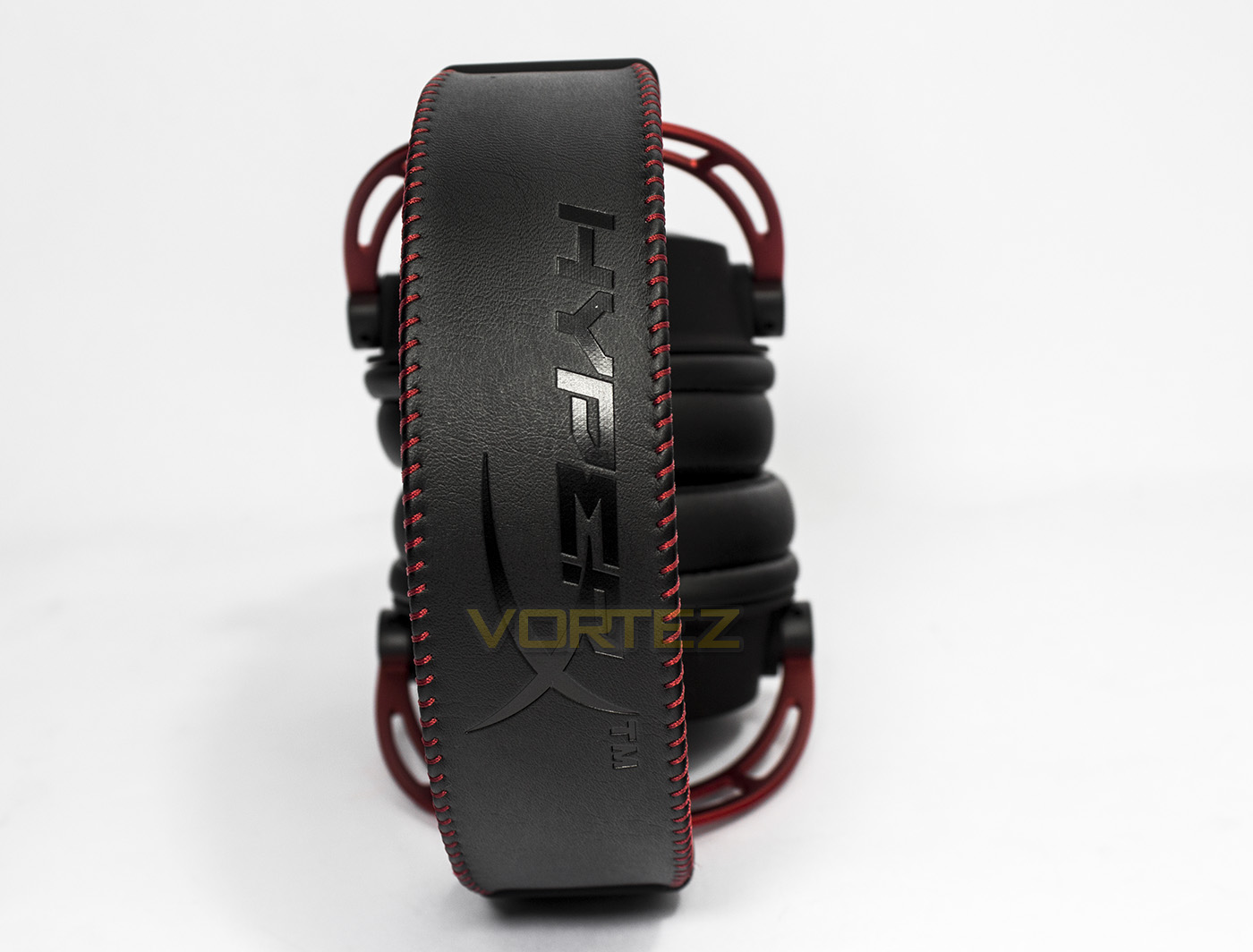 hyperx_cloud_alpha_top.jpg