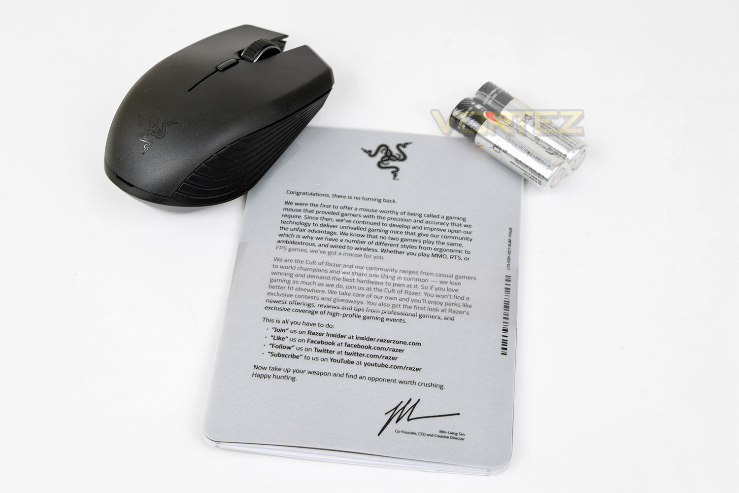razer_atheris_included_extras.jpg