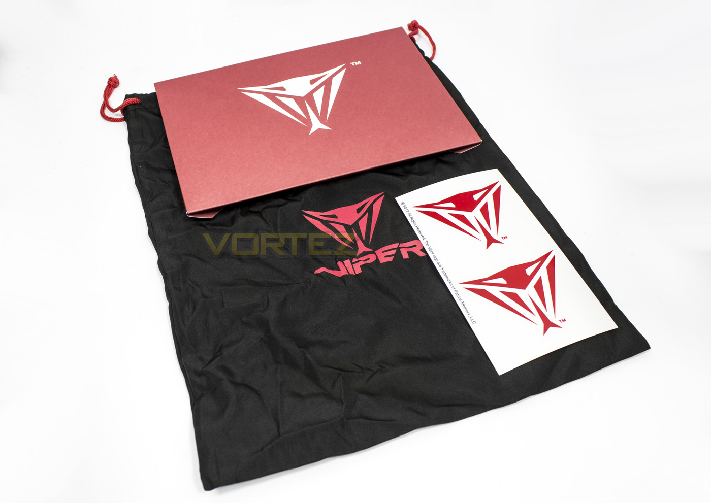 patriot_viper_v370_accessories_1.jpg