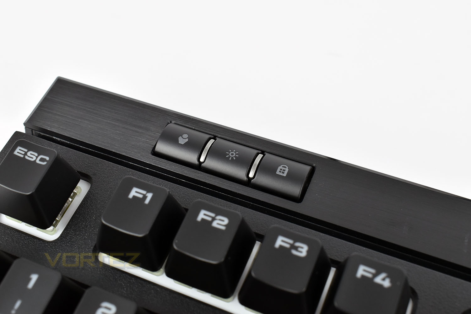 corsair_strafe_rgb_mk.2_profile_buttons.jpg