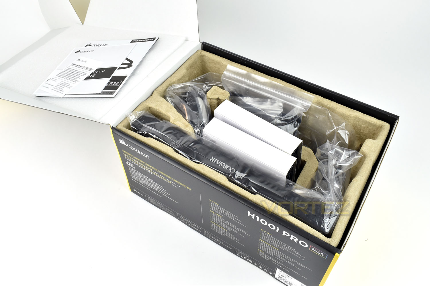 corsair_h100i_pro_rgb_internal_packaging.jpg