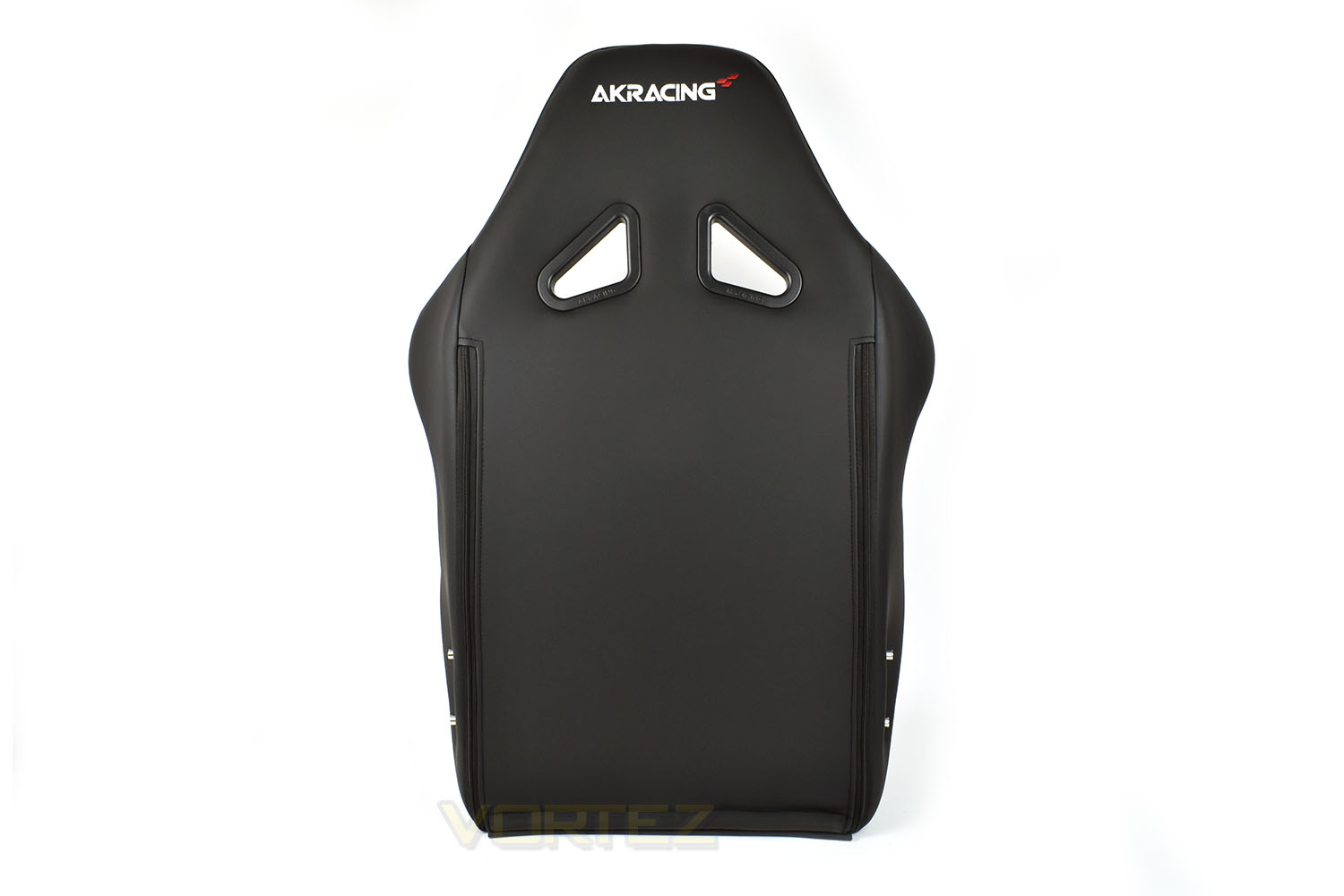 ak_racing_masters_series_max_back_back.jpg