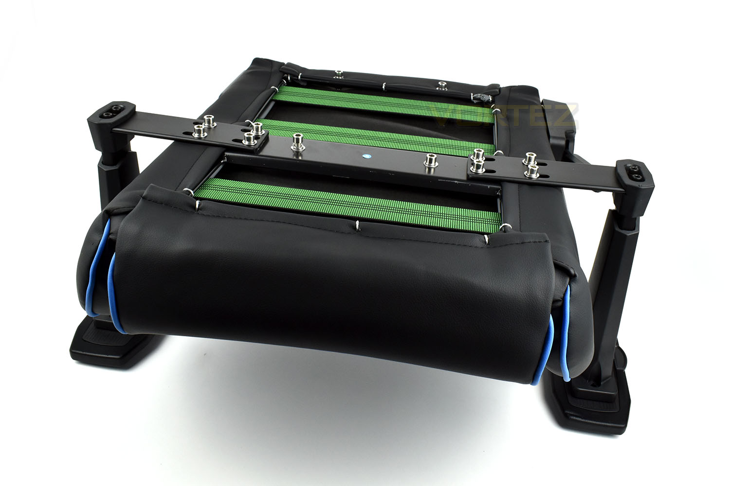 ak_racing_core_series_lx_base_underside.jpg