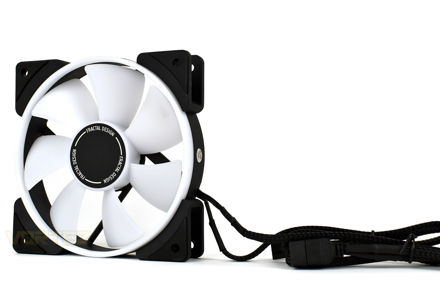 fractal_design_al-12_pwm_front.jpg