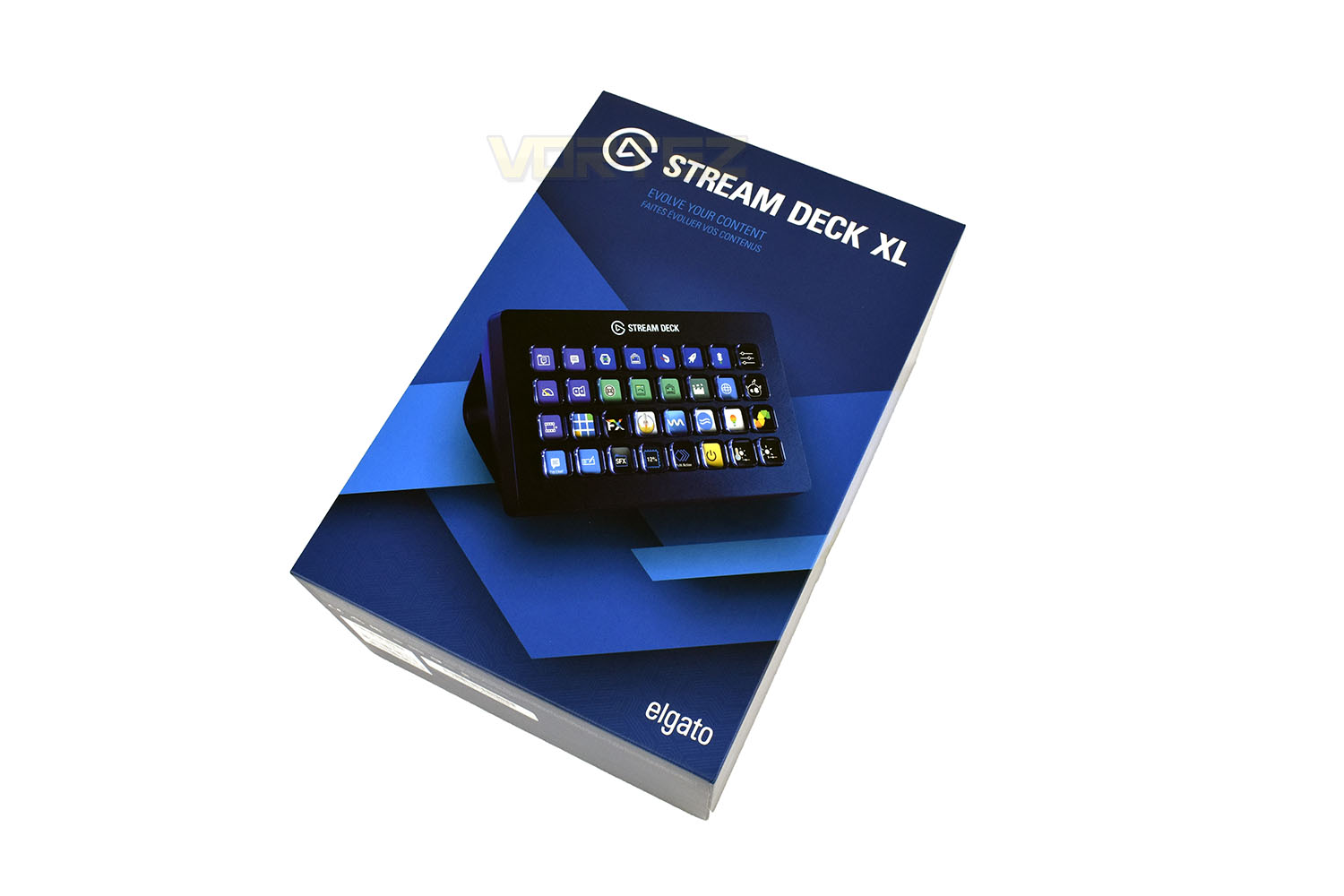 elgato_stream_deck_xl_front_box.jpg