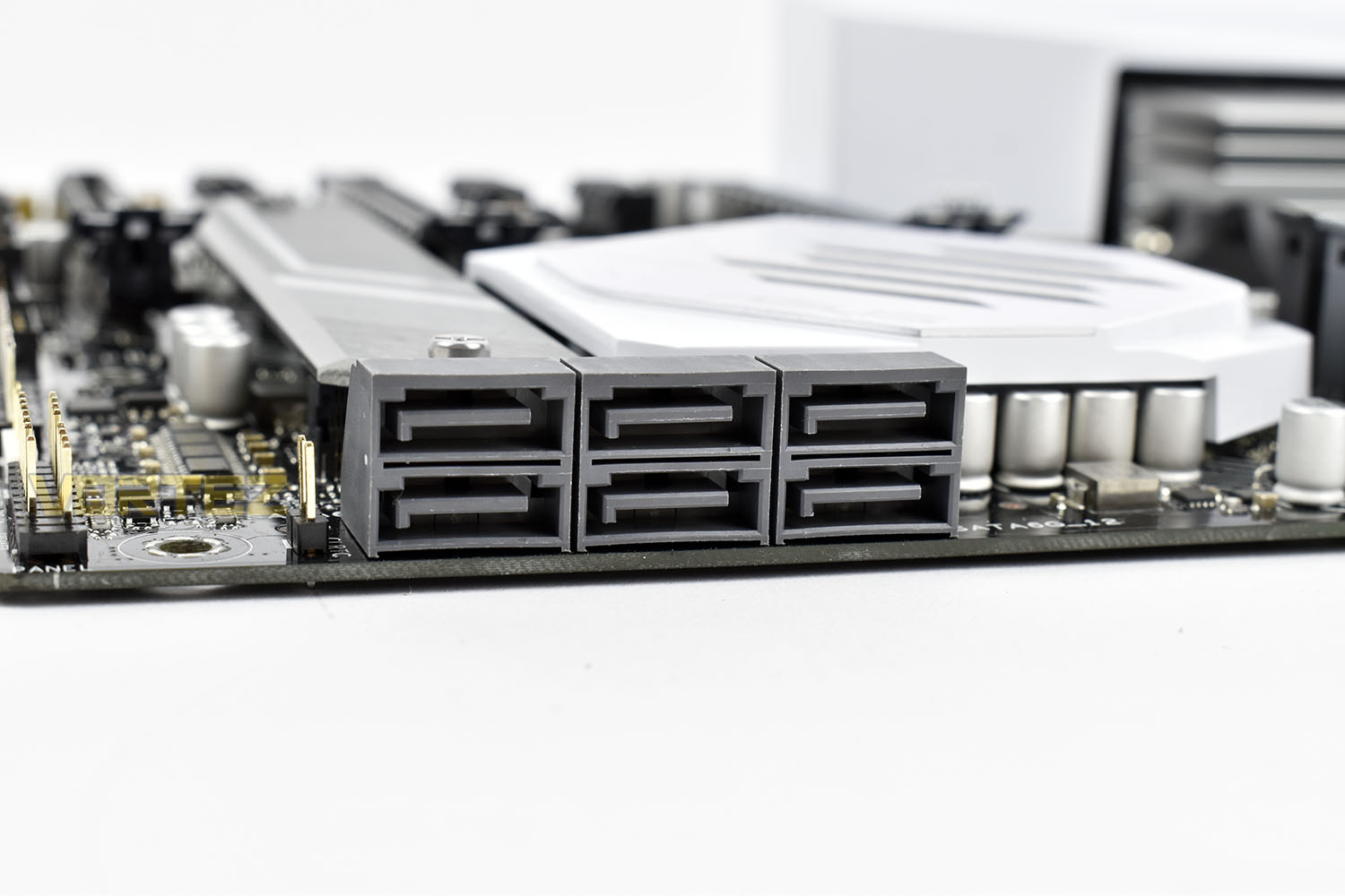 asus_prime_x570-pro_sata.jpg