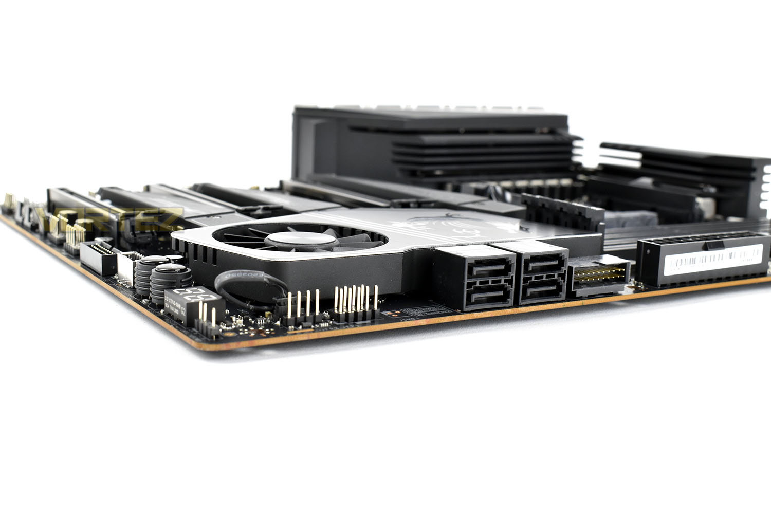 msi_meg_x570_unify_sata.jpg