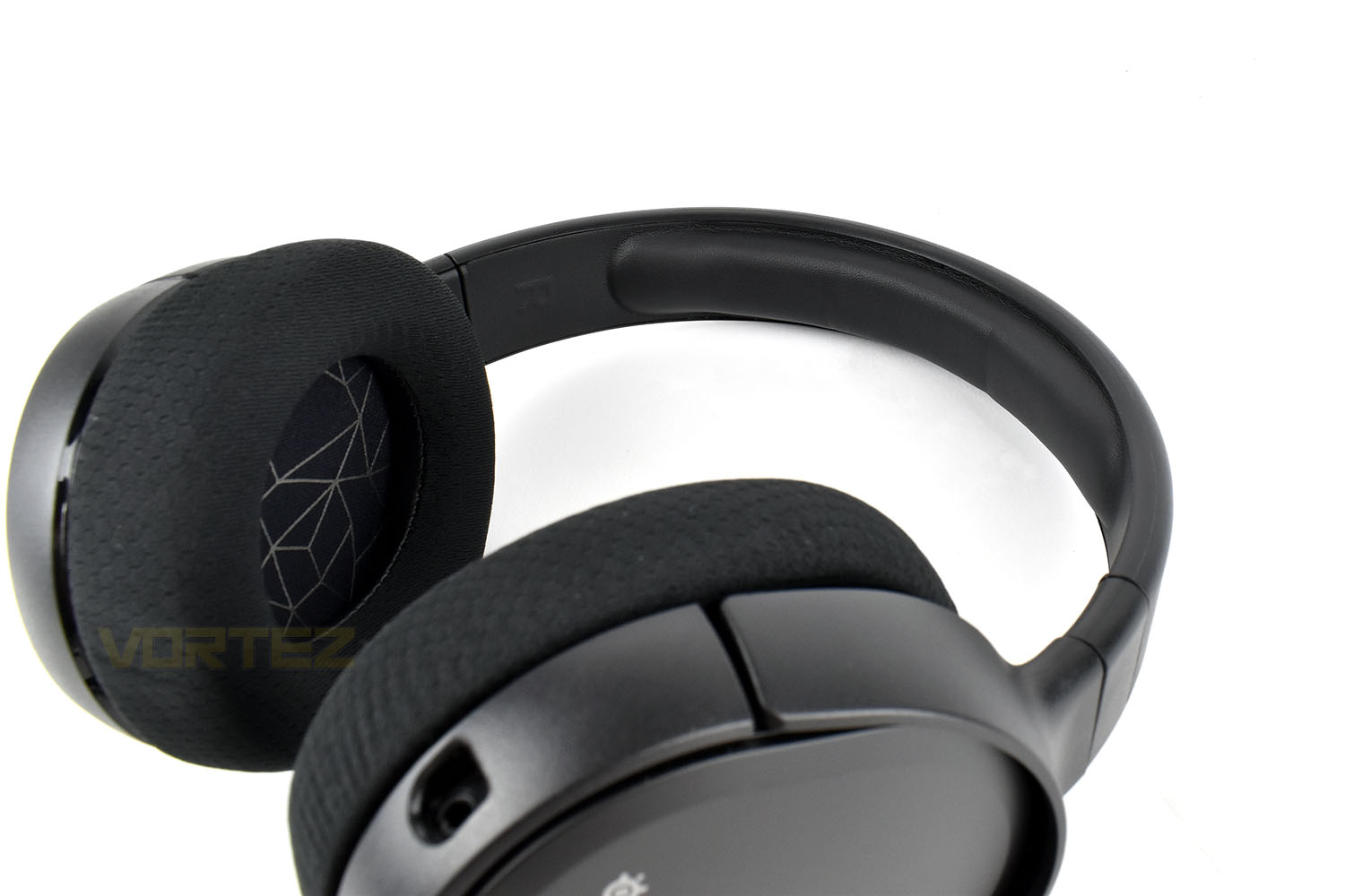 steelseries_arctis_1_headband.jpg