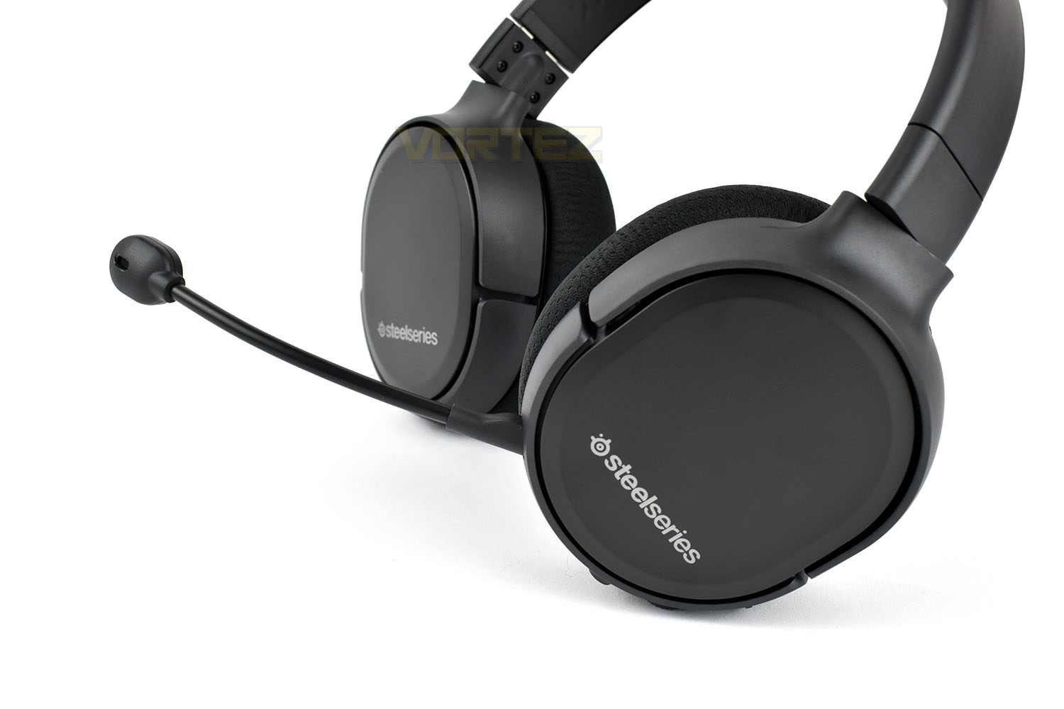 steelseries_arctis_1_wireless_microphone.jpg