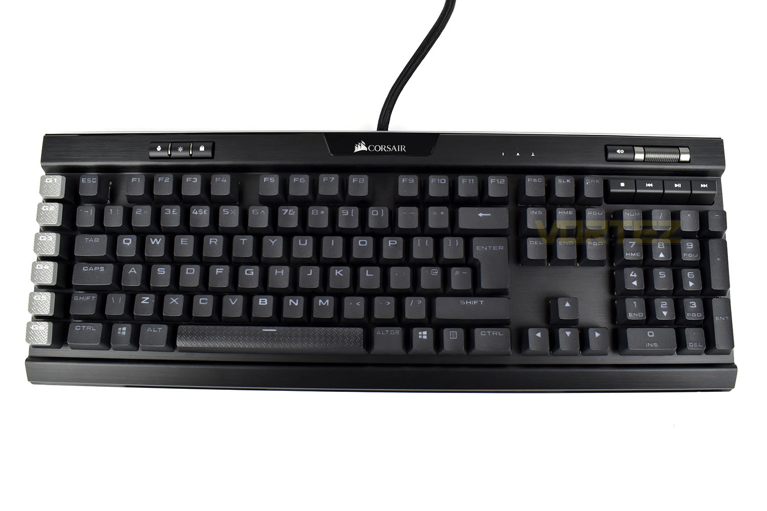 corsair_k95_rgb_platinum_xt_square_on_front.jpg