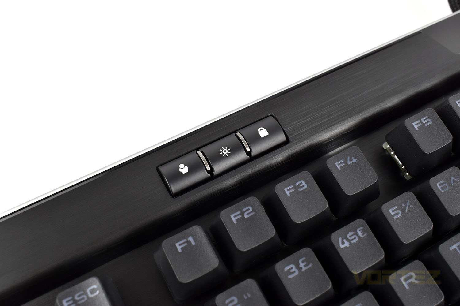 corsair_k95_rgb_platinum_xt_profile_toggle.jpg