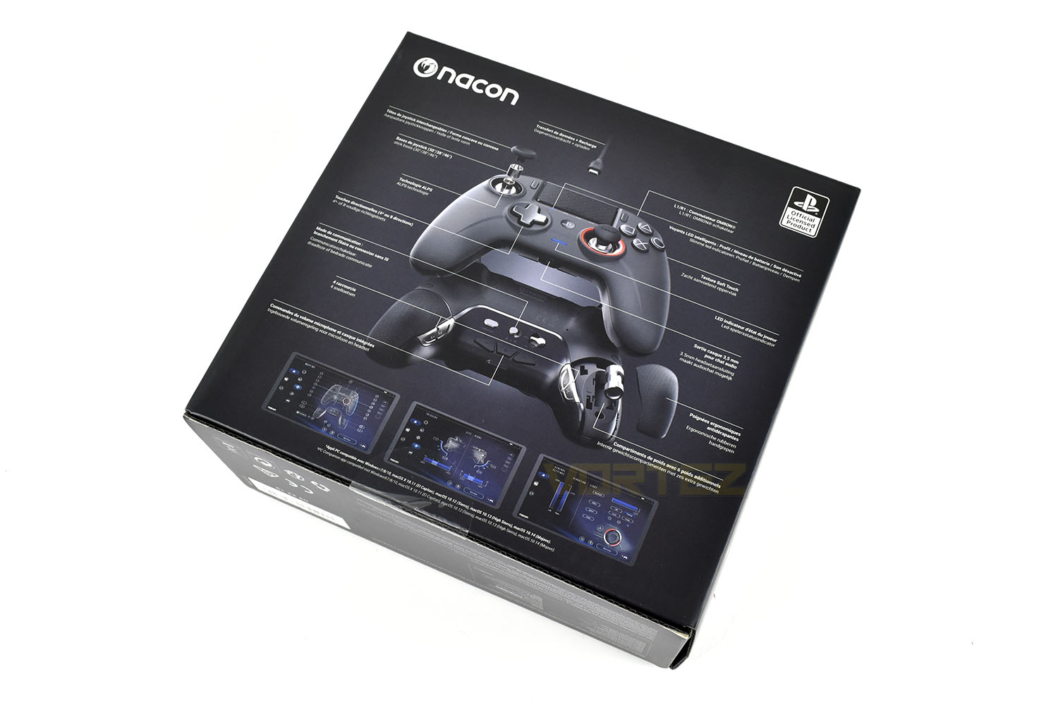 nacon_revolution_unlimited_packaging_rear.jpg