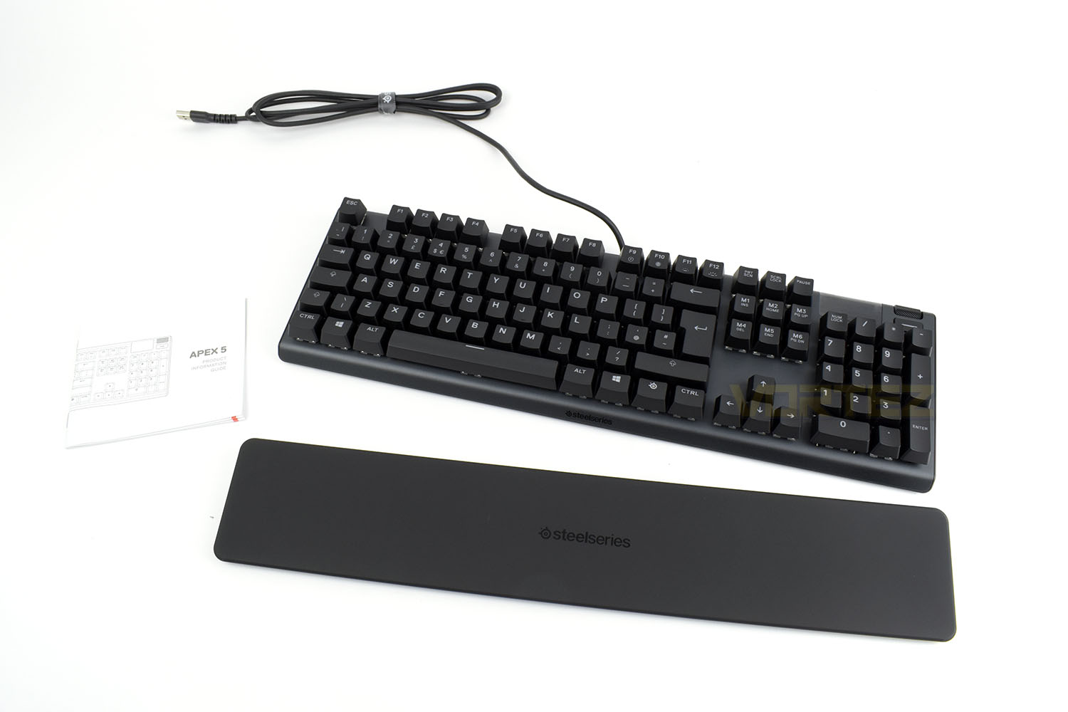 steelseries_apex_5_bundle.jpg