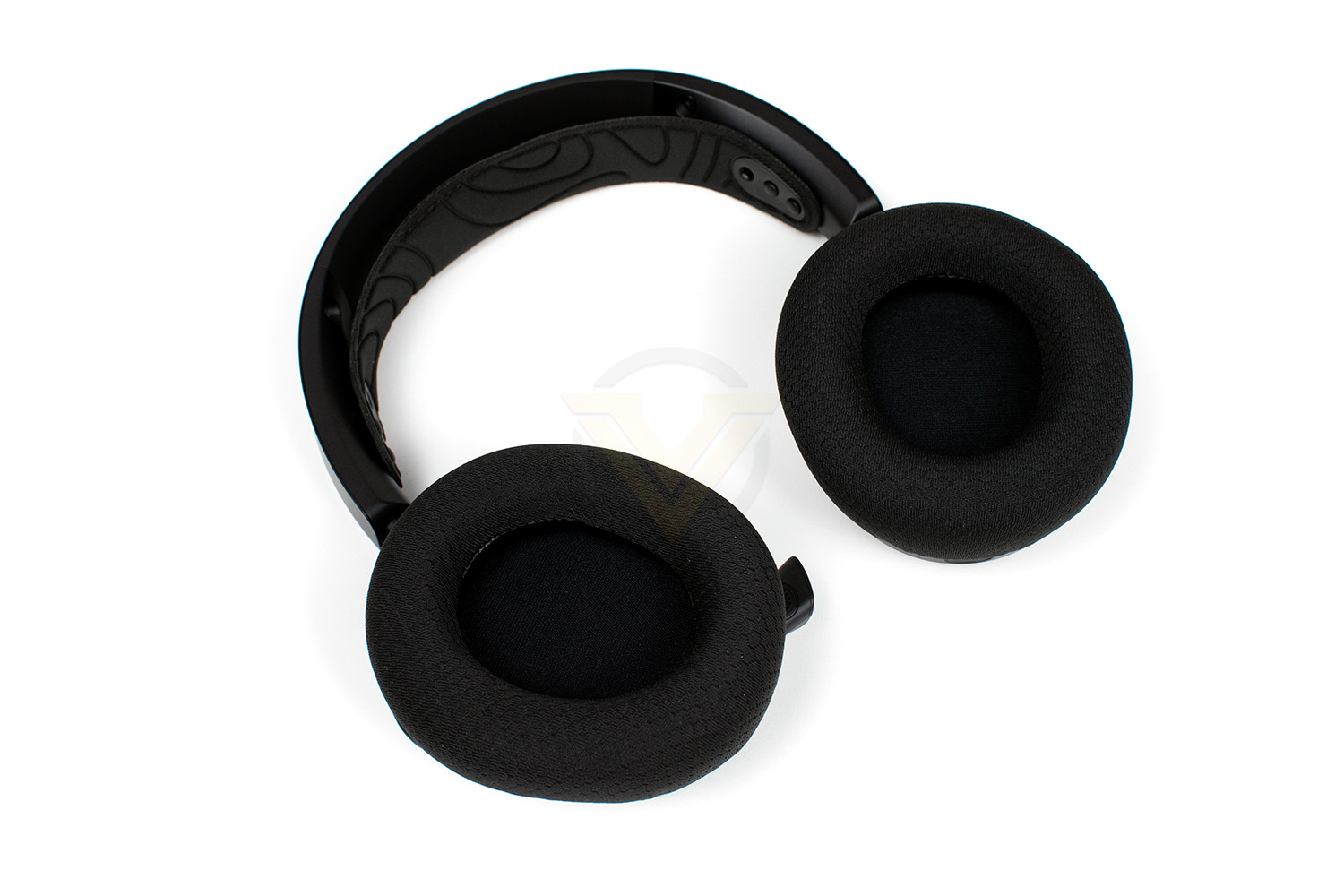 steelseries_arctis_nova_7_wireless_inside_earcups.jpg