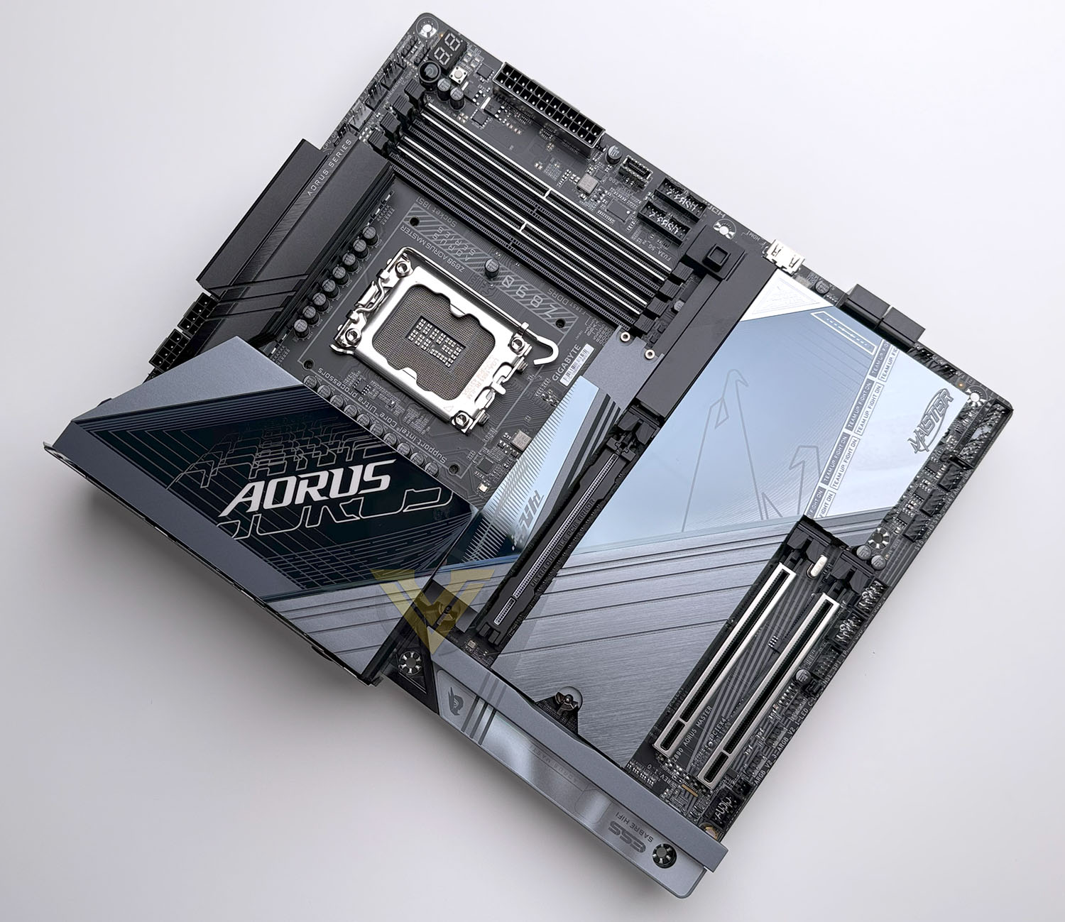 gigabyte z890 aorus master review - intro.jpg