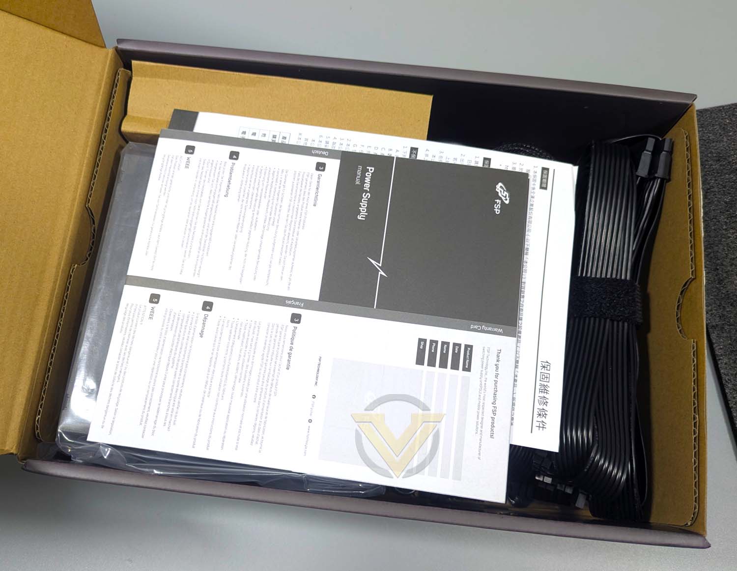 fsp-vita-gm-1000w-psu-review-packaging4.jpg