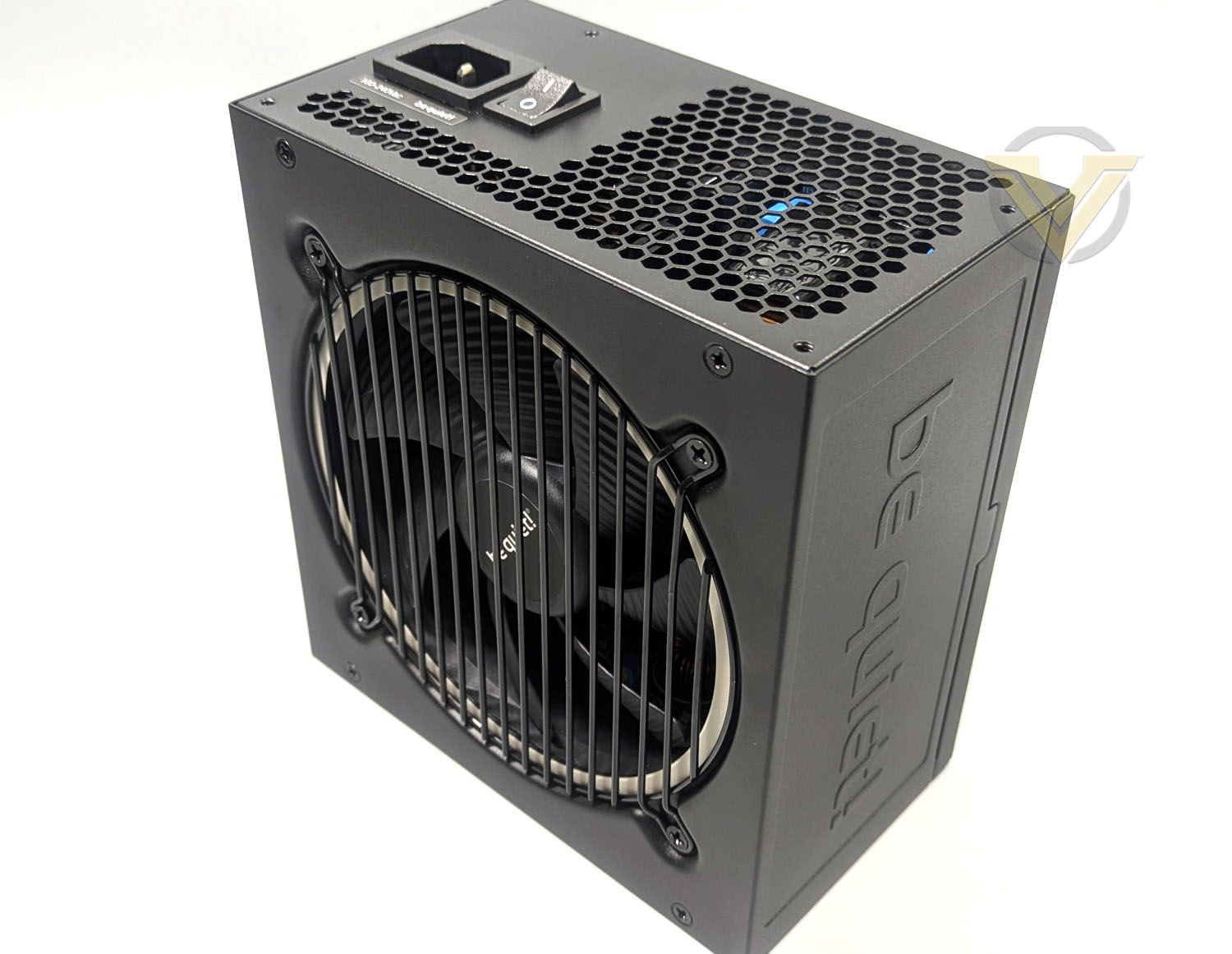 be-quiet-pure-power-13m-1000w-intro-1.jpg