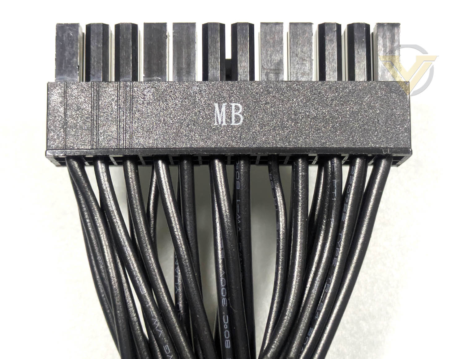 be-quiet-pure-power-13m-1000w-24pin-atx-cable.jpg