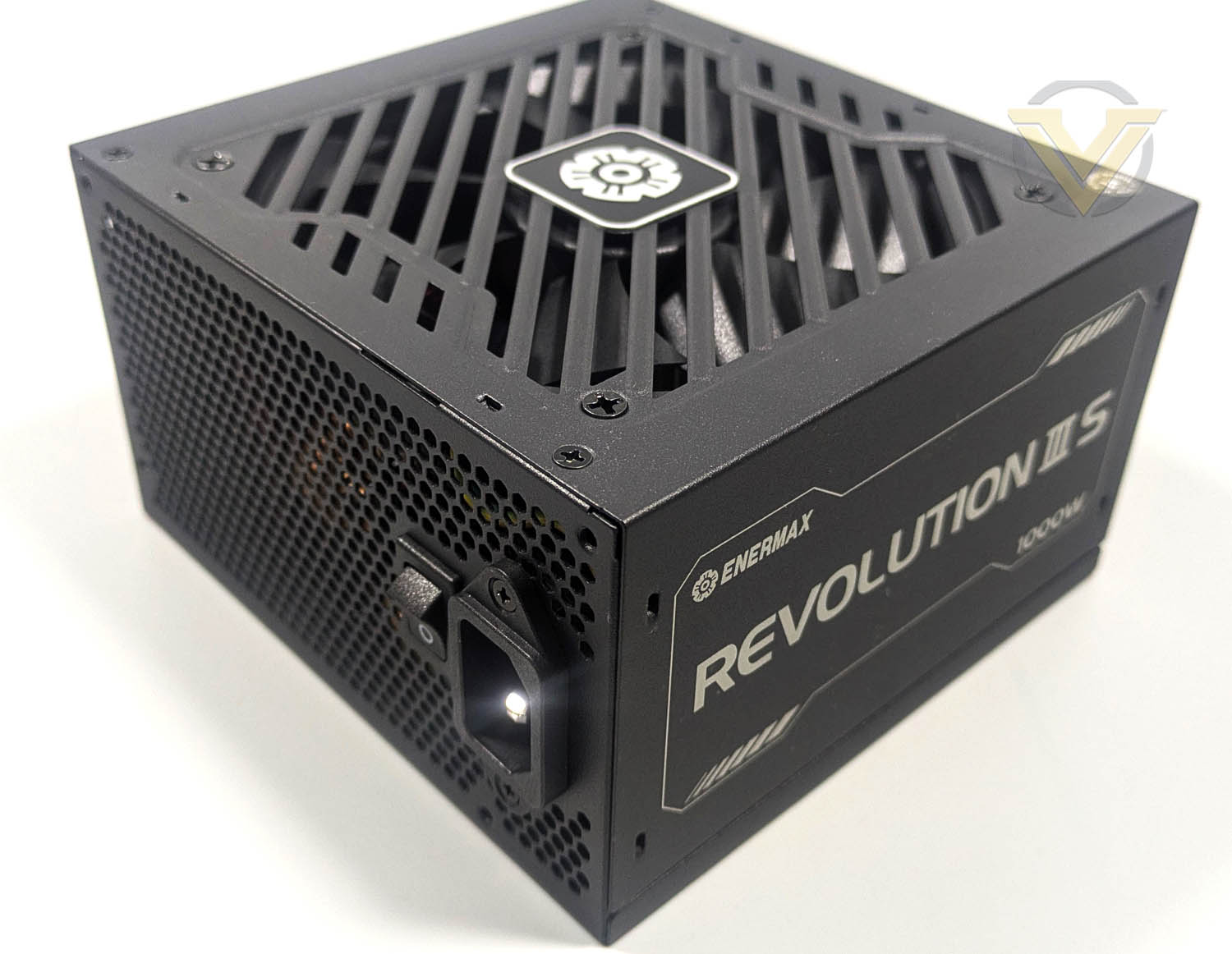 enermax-revolution-3-s-external-2.jpg