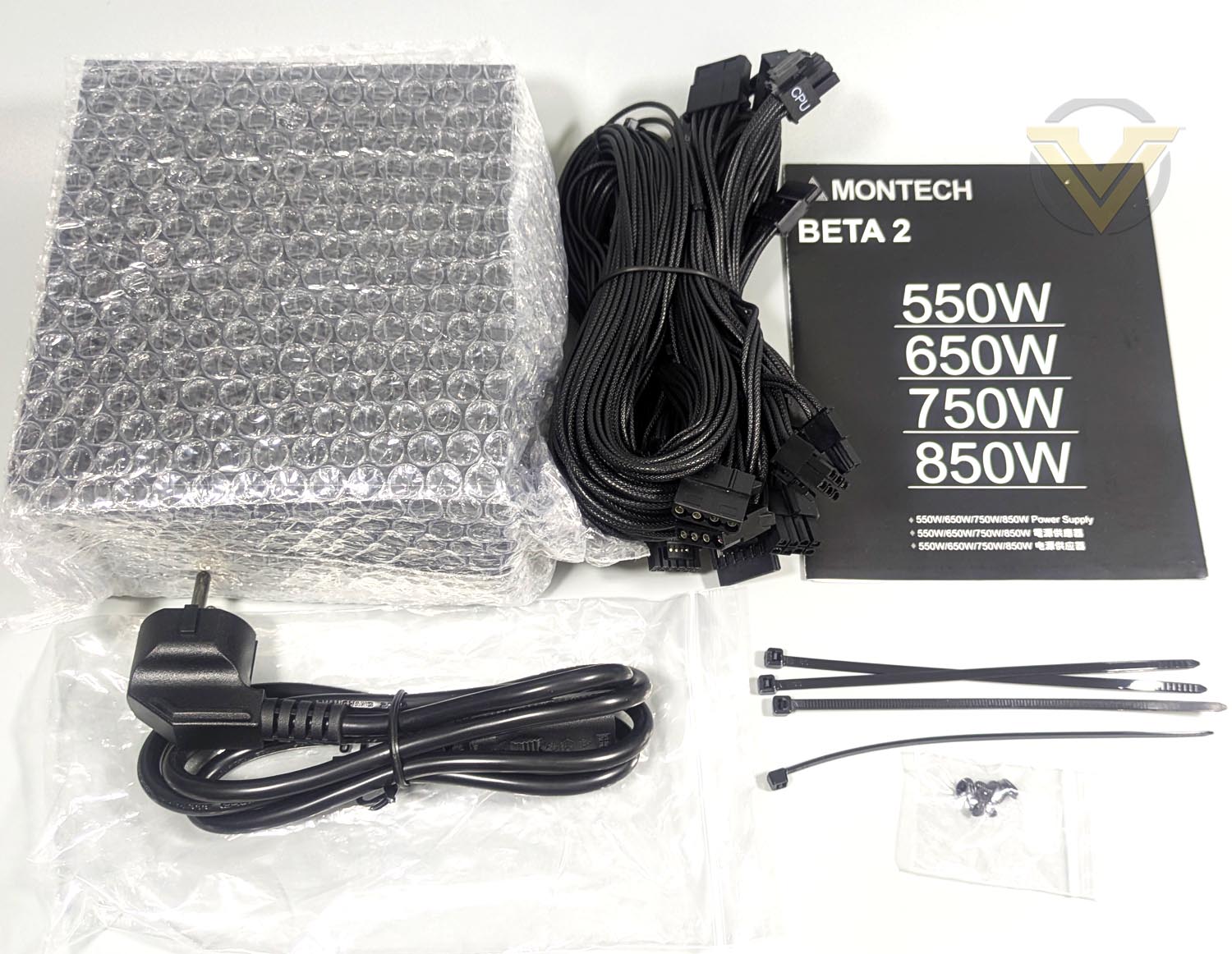 montech-beta2-850w-psu-box-3.jpg