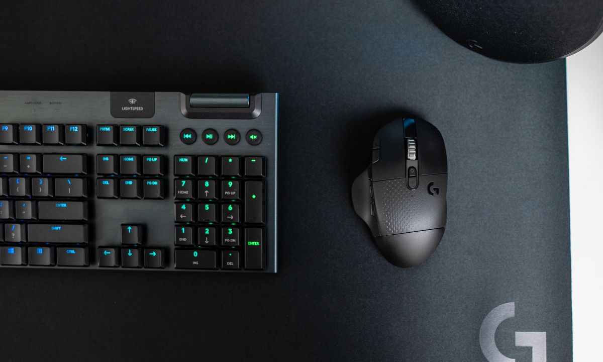 logitech-g604-2.jpg