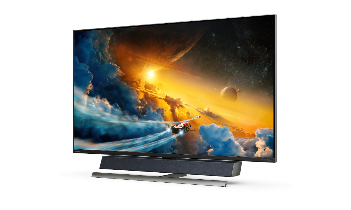 philips-momentum-55-inch-monitor-2.jpg