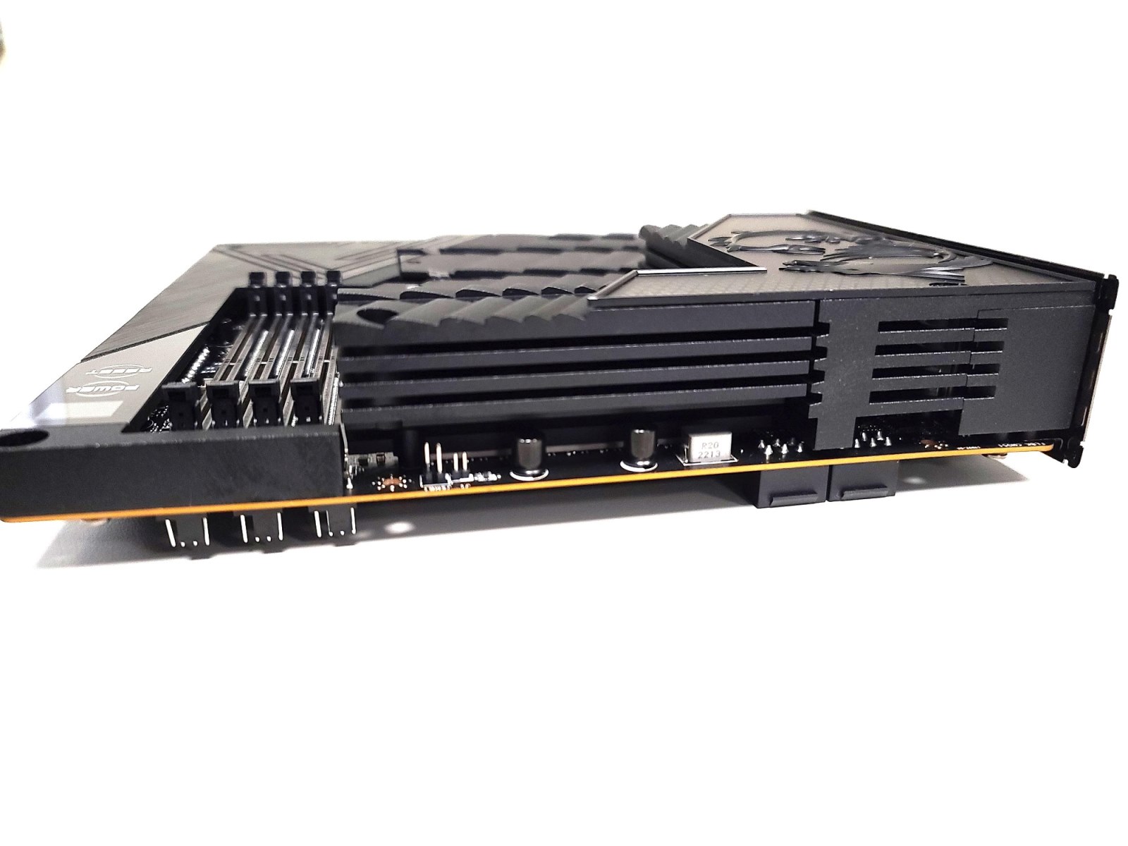 msi-z690-project-zero.jpg