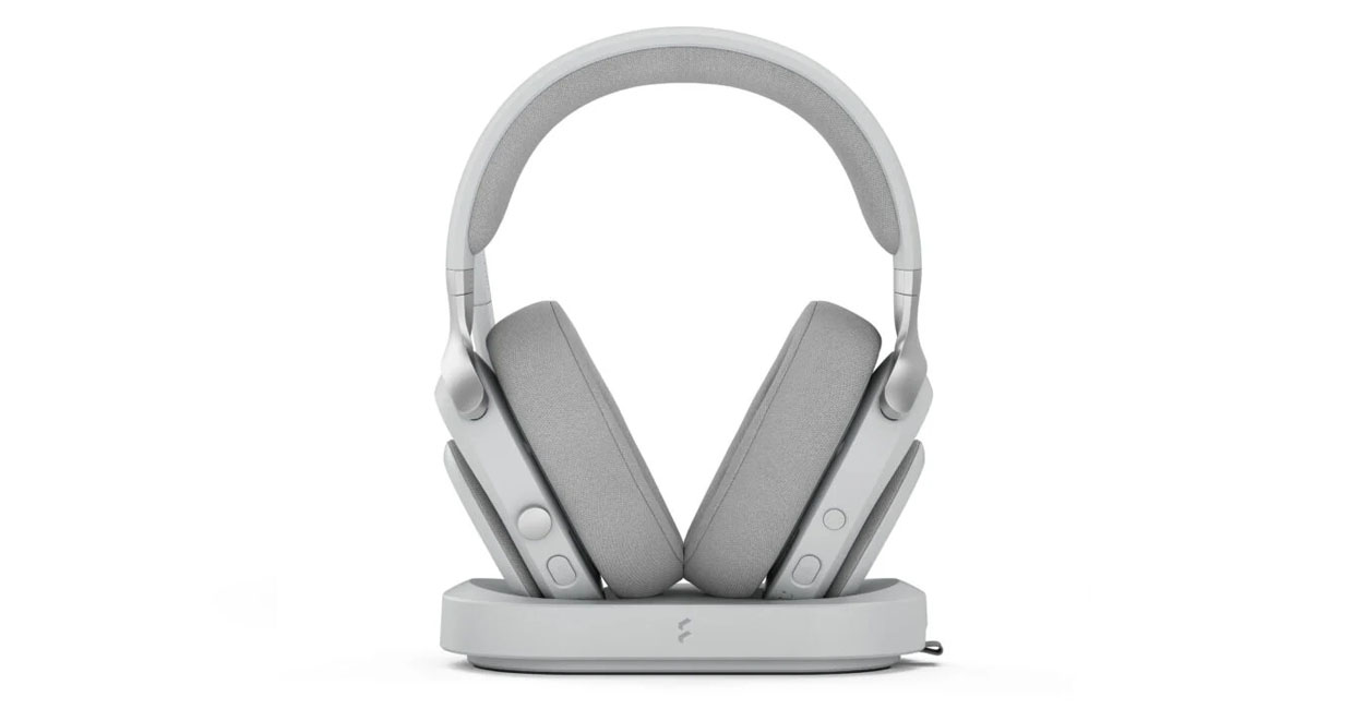 fractal-scape-gaming-headset.jpg